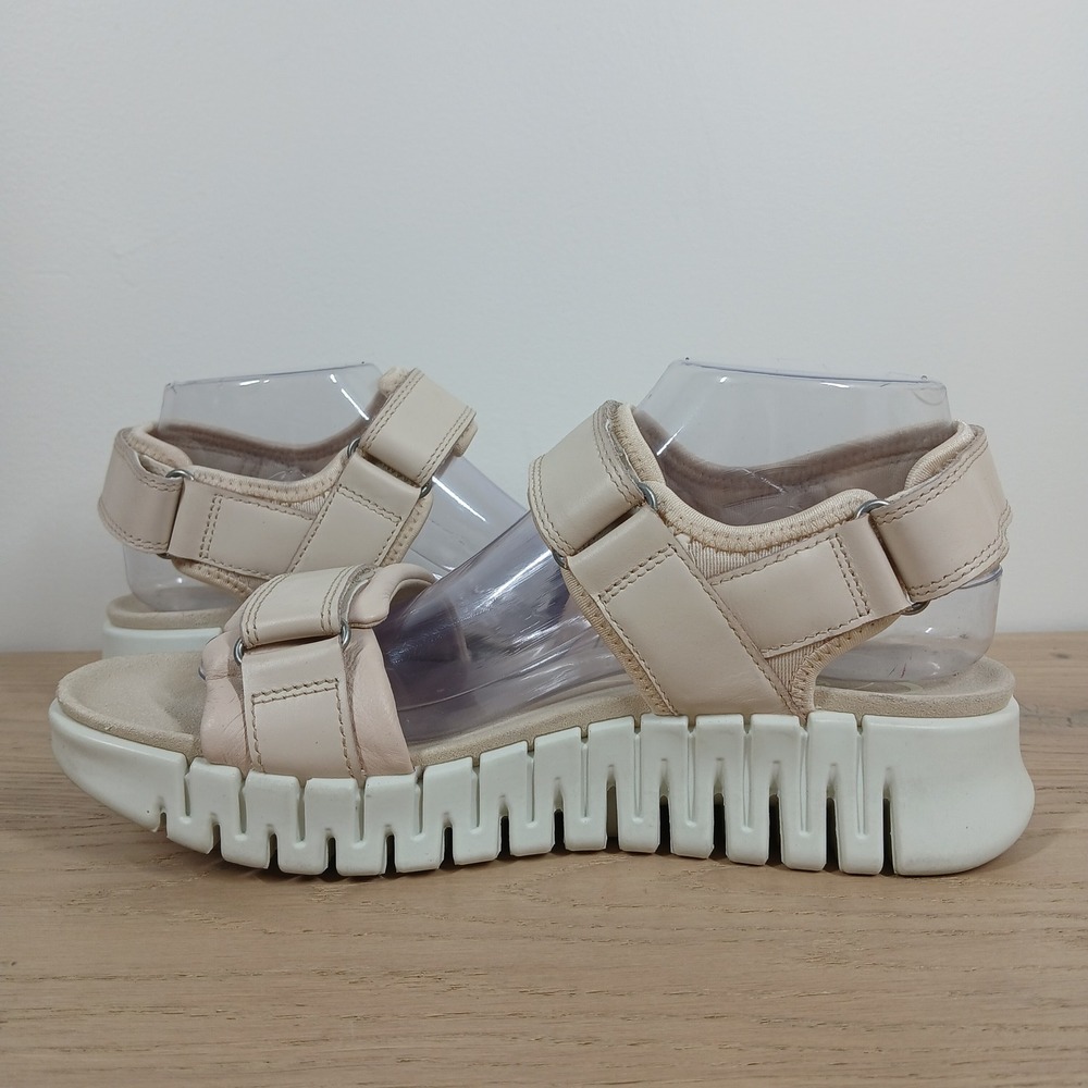 Ecco Sandals Women 8-8.5 Beige Leather Strappy Platform Chunky Comfort - Picture 3 of 11